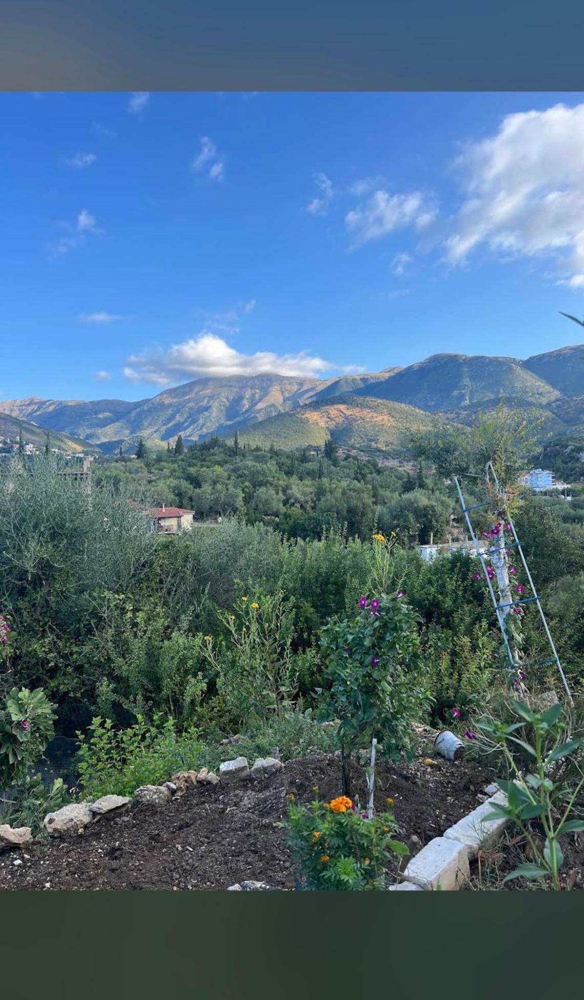 Village View Apartments Himare Exterior photo
